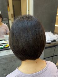 -苏豪美发S A L O N烫发染发