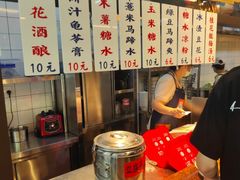 -丽丽三鲜螺蛳粉(田林路店)