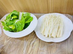 -江城燕子大排档(江汉路步行街店)