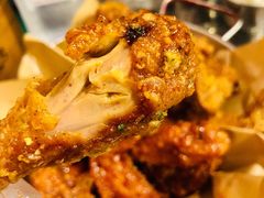 炸鸡一半一半-富乐满韩国正宗炸鸡韩国料理(虹泉路店)