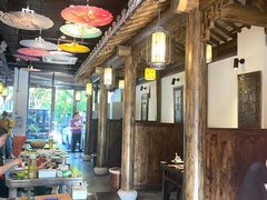 -聚汇三少·龙虾·中餐厅(莫邪路新天地店)