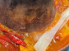 -超越炭火牛蛙火锅鸡(河东店)