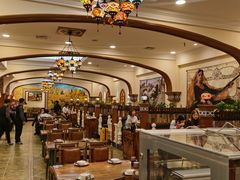 大堂-清真·玛丽亚新疆菜主题餐厅(浙江中路店)