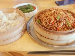 -小六汤包砂煲菜(文景路店)