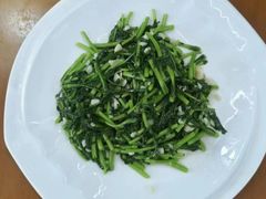 -望海潮海鲜店 特色家常菜(在海一方店)