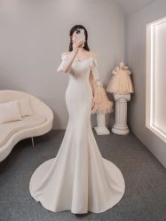 -艾米丽婚纱礼服