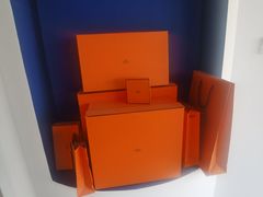 -聚云奢二手奢侈品黄金手表包包回收·中古店(三里屯总店)