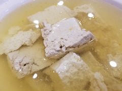 -石磨豆花家常菜·牦牛排土火锅