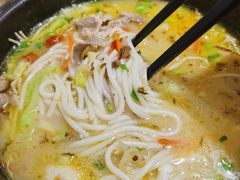 -过桥缘·过桥米线(大华虎城嘉年华店)