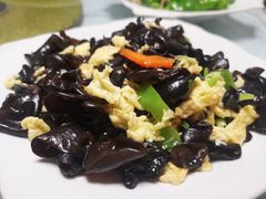 -楠山第一人家风味馆