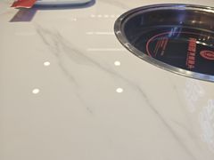 -何师傅美蛙鱼头(汉街店)