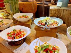 -松山湖凯悦酒店·Café自助餐厅·周末火舞秀表演