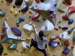 -问山MountQuest攀岩馆