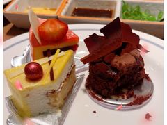 -咖啡苑自助餐厅·中国大饭店