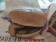 -FATBURGER 特富客汉堡(外交公寓店)