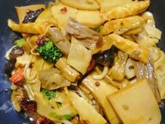 -天天向上素食餐厅(五台山店)