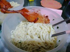 -百年老字号·观振兴蟹黄面·三虾面·苏式面(观前街富仁坊巷店)