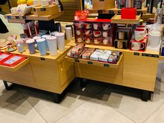 零售区-星巴克(天津鲁能中心第三店)