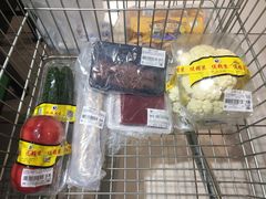 -家乐福(四元桥购物中心店)