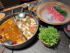 -三出山火锅(南京万象天地店)