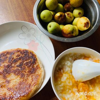 今天解锁了早晚餐的新吃法 地瓜粥：这个就很简单了