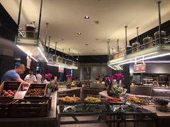 -三亚湾海居铂尔曼度假酒店