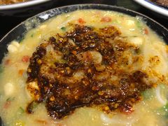 -蓝田九大碗民俗食府(蓝田店)