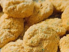 -BHC炸鸡(明洞总店)