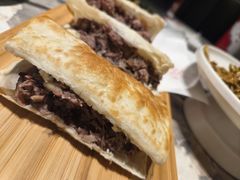 -高玛纳驴肉火烧(一世界店)