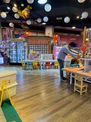 -卡通尼乐园(新达汇三林店)