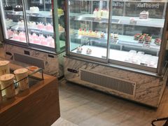 面包甜点陈列柜-面包新语(无锡M会员店)