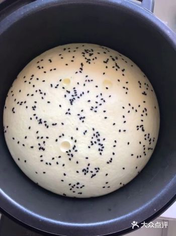 电饭煲蛋糕 最近用电饭煲做蛋糕上瘾了，超级简单