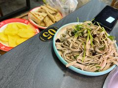 -超越炭火牛蛙火锅鸡(河东店)