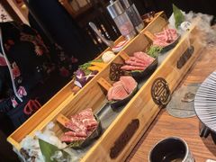 -牛道·和牛九食(市府恒隆广场店)