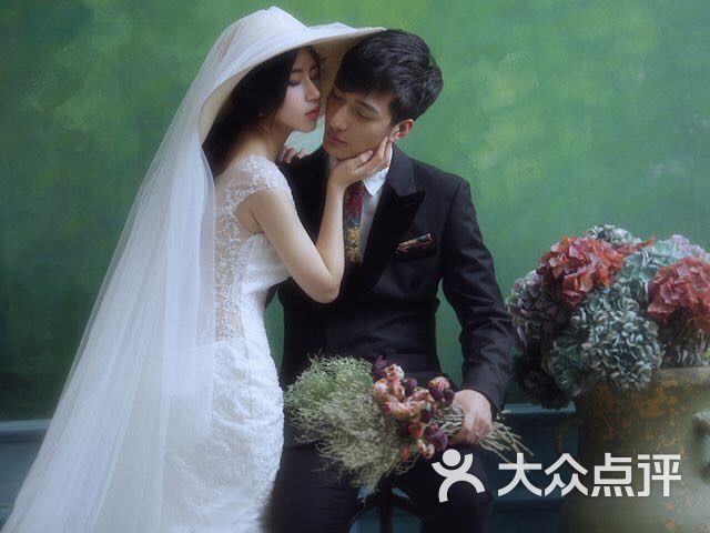 拉薇国际婚纱摄影