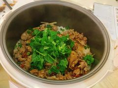 电饭煲焗白鸽饭-中恒华茶楼(牌坊店)