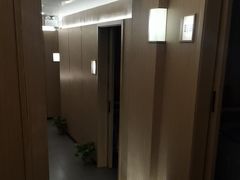 -耳湾躺式采耳SPA馆(保利五月花店)