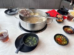 -今日潮牛(张江万科翡翠公园店)