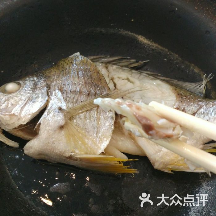 海月百味館 油鹽焗野生海立魚 要美食也身材