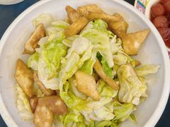包包菜炒馕-伊带伊路新疆美食府(呼家楼店)