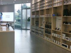 -华为授权体验店(中山公园来福士)