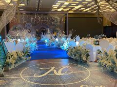 -上海龙之梦万丽酒店