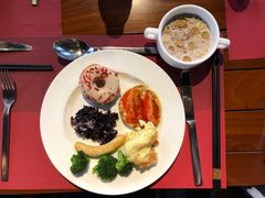 -西双版纳洲际度假酒店-海鲜傣味烧烤·侬香全日制餐厅