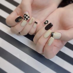 -涂tu指甲日式美甲美睫店