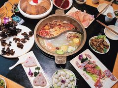 -潘小辣鲜肉老火锅