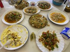 -覃记海鲜美食餐厅