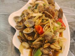 -覃记海鲜美食餐厅