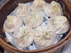 -莱莱小笼·乔艾