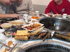 -哈尔滨烧烤·山河村铁锅炖(交大店)