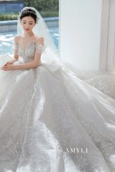 -艾米丽婚纱礼服